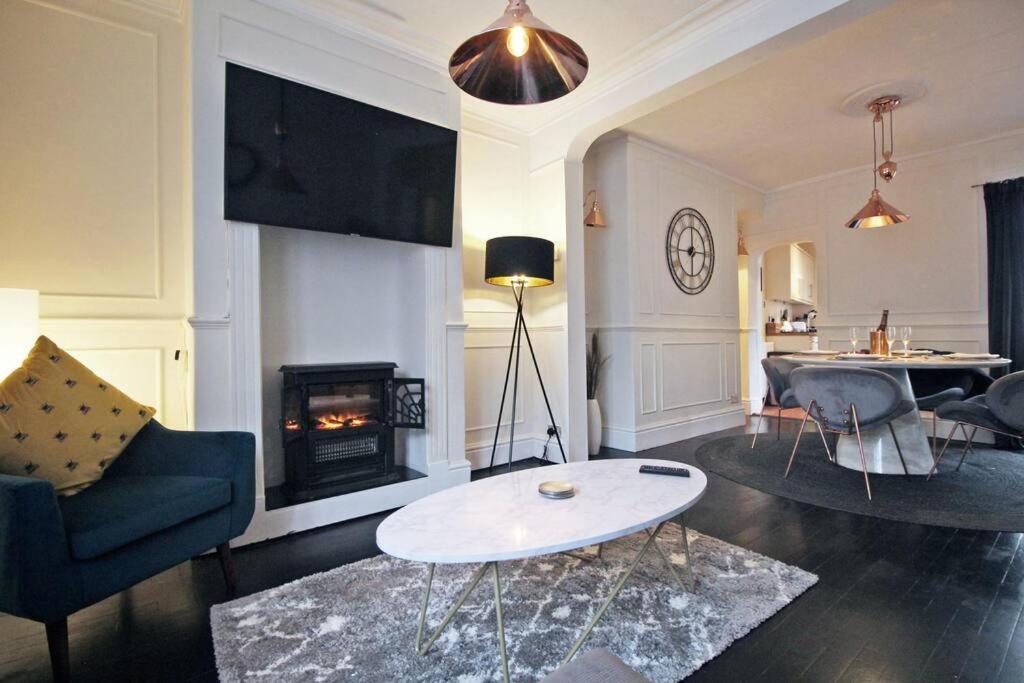 In The Heart Of Chester, Historical & Stylish Exterior foto